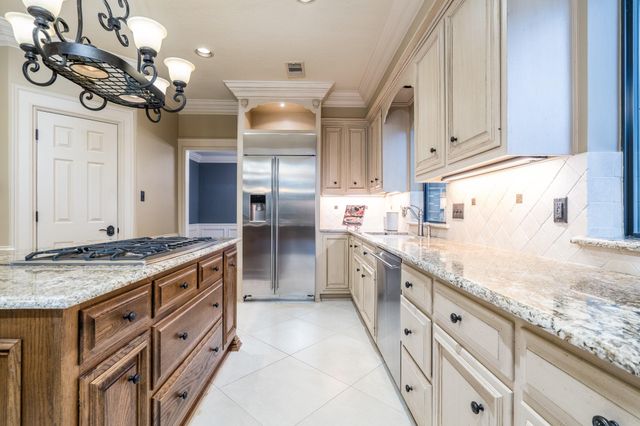 5310 Frensham Circle, Houston, TX 77041