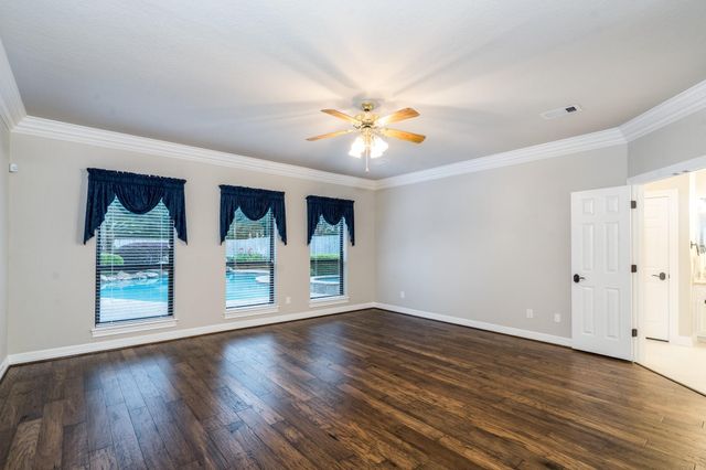 5310 Frensham Circle, Houston, TX 77041