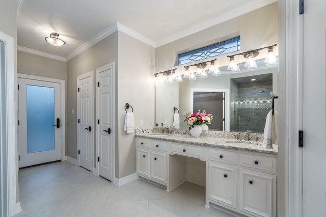 5310 Frensham Circle, Houston, TX 77041