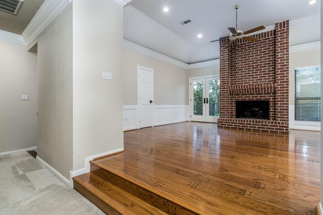 5310 Frensham Circle, Houston, TX 77041