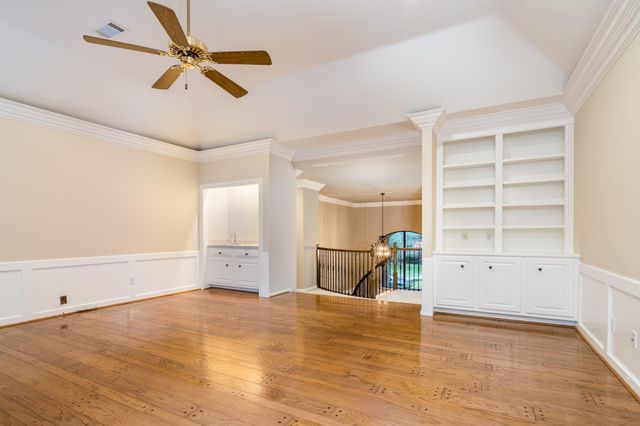 5310 Frensham Circle, Houston, TX 77041