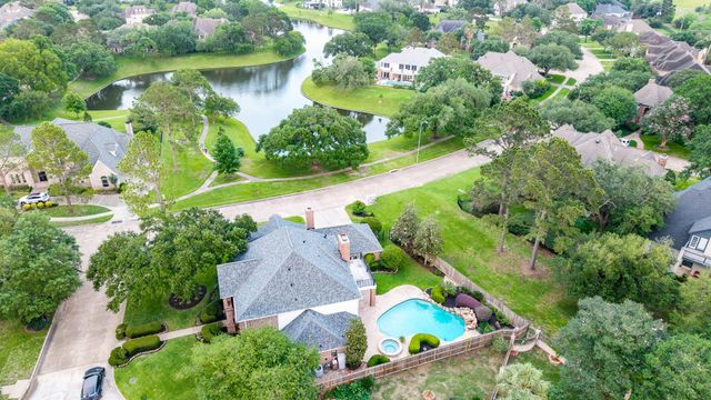 5310 Frensham Circle, Houston, TX 77041