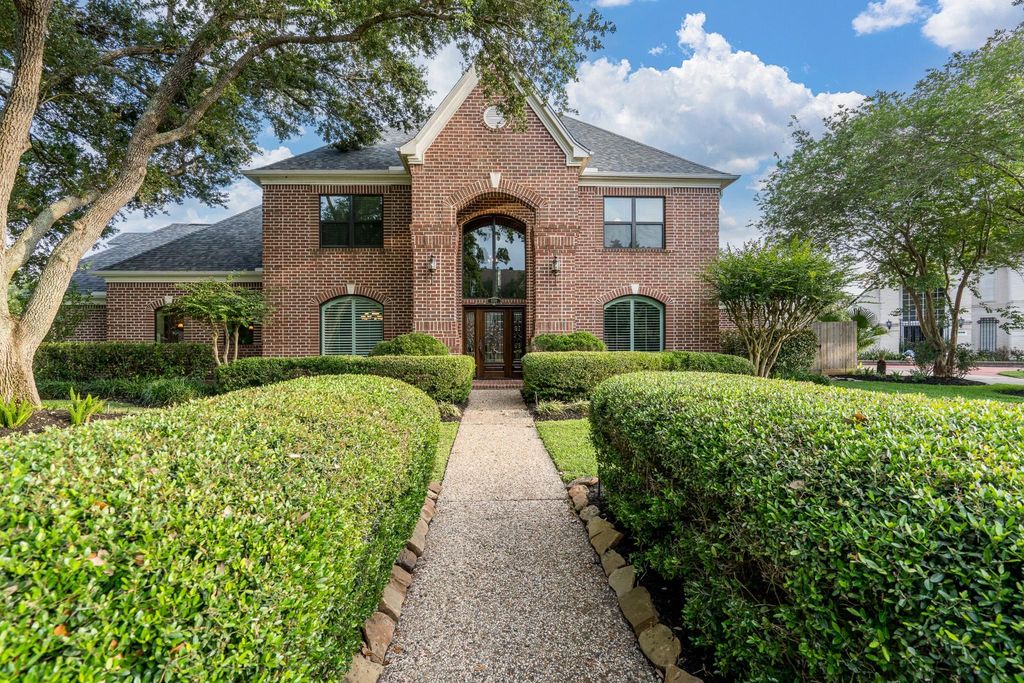 5310 Frensham Circle, Houston, TX 77041