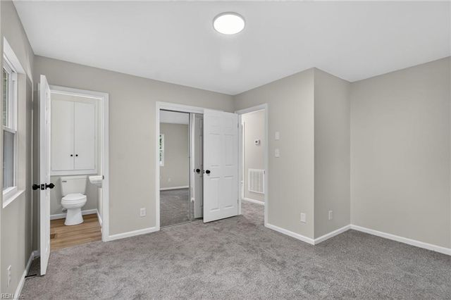 228 Colony RD, Newport News, VA 23602