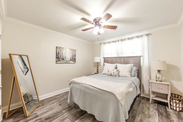 5 Houston Dr, Houma, LA 70360