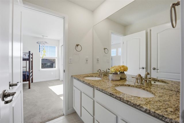 8255 S Vandriver Way, Aurora, CO 80016