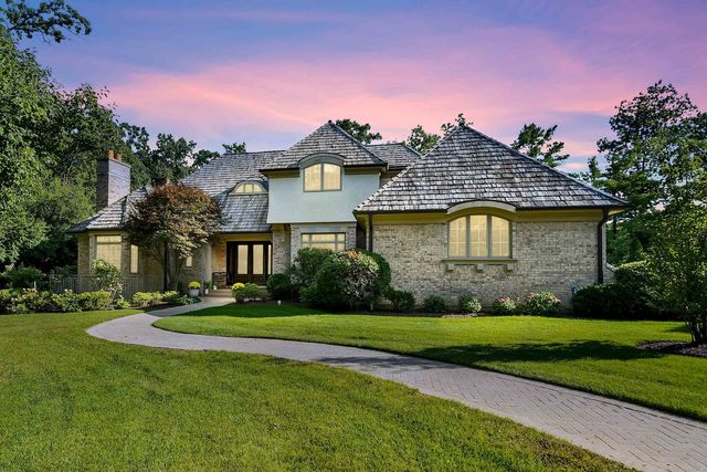 1401 W Everett Road, Lake Forest, IL 60045