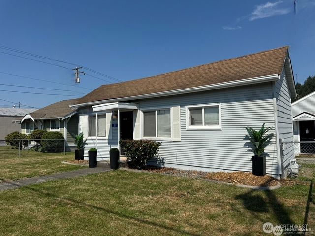 811 & 813 E Fairhaven Avenue, Burlington, WA 98233