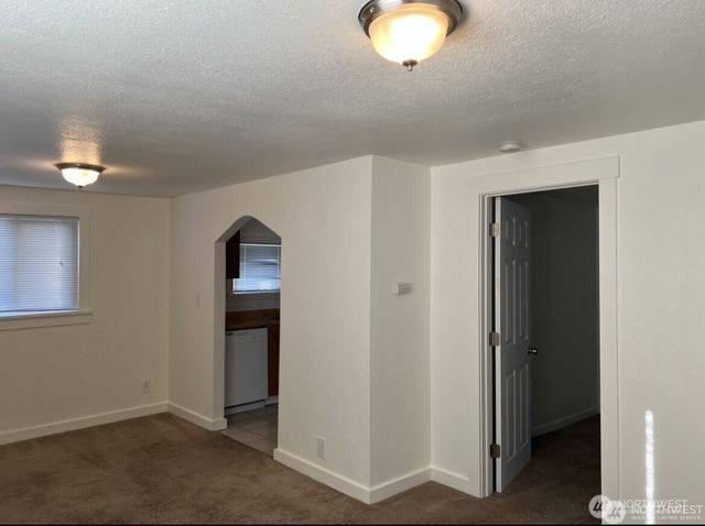 811 & 813 E Fairhaven Avenue, Burlington, WA 98233