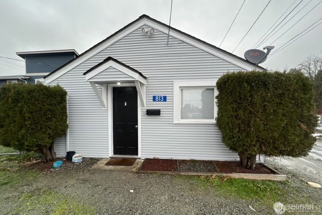 811 & 813 E Fairhaven Avenue, Burlington, WA 98233