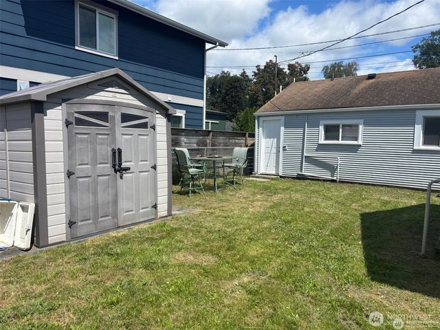 811 & 813 E Fairhaven Avenue, Burlington, WA 98233