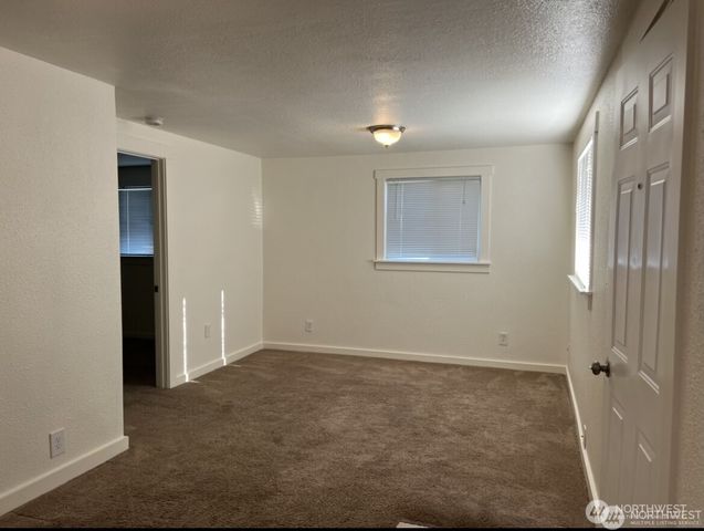 811 & 813 E Fairhaven Avenue, Burlington, WA 98233