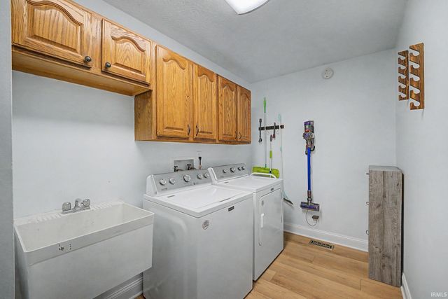 2886 Bentbrook Lane, West Lafayette, IN 47906