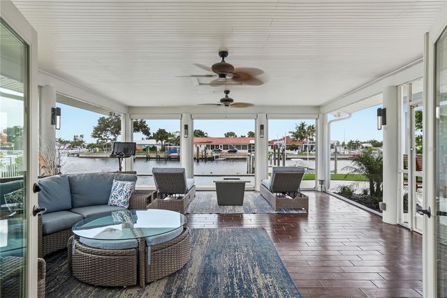 3896 42ND AVENUE S, St Petersburg, FL 33711