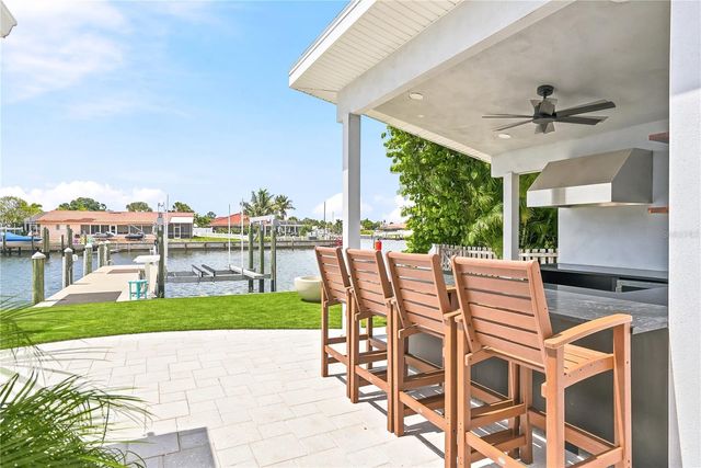 3896 42ND AVENUE S, St Petersburg, FL 33711