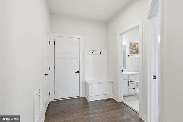 107 MOUNTAIN PATH LN, Stafford, VA 22554