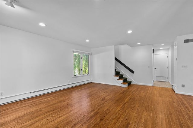 189 Laurel Avenue 189, Providence, RI 02906