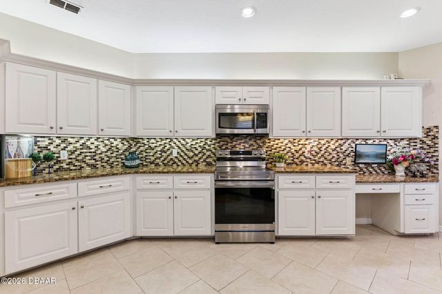 1995 Royal St George Court, Port Orange, FL 32128