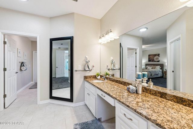 1995 Royal St George Court, Port Orange, FL 32128