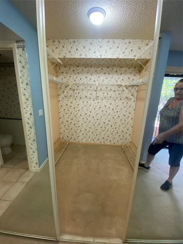 9101 SW 19th Pl B, Davie, FL 33324