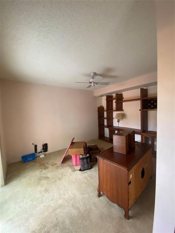 9101 SW 19th Pl B, Davie, FL 33324