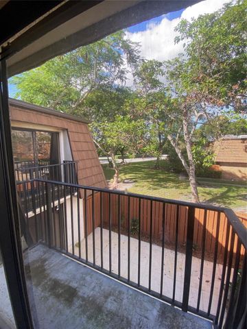 9101 SW 19th Pl B, Davie, FL 33324