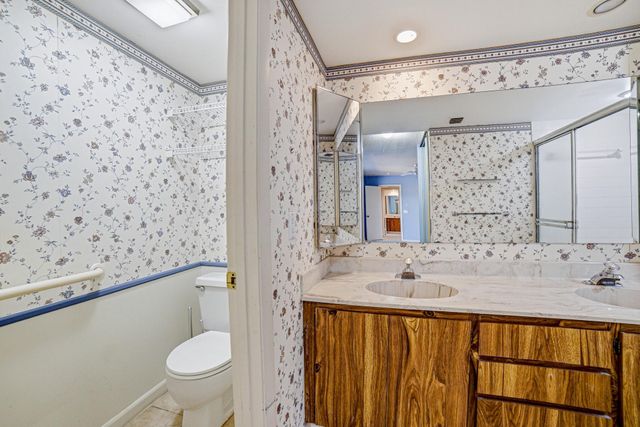 9101 SW 19th Place B, Davie, FL 33324