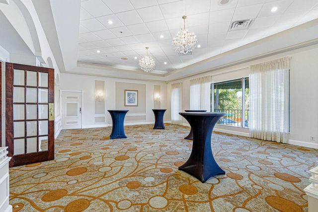 9101 SW 19th Place B, Davie, FL 33324