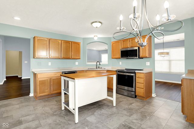 6543 Caressa Way, Indianapolis, IN 46259