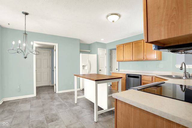 6543 Caressa Way, Indianapolis, IN 46259