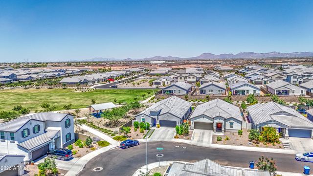 2968 W SHANLEY Avenue, Apache Junction, AZ 85120