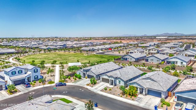 2968 W SHANLEY Avenue, Apache Junction, AZ 85120
