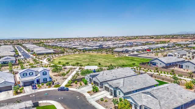2968 W SHANLEY Avenue, Apache Junction, AZ 85120
