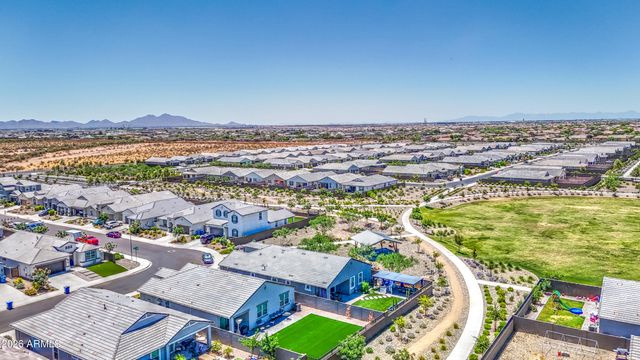 2968 W SHANLEY Avenue, Apache Junction, AZ 85120