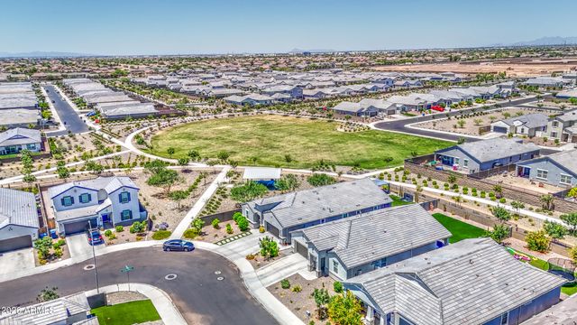 2968 W SHANLEY Avenue, Apache Junction, AZ 85120