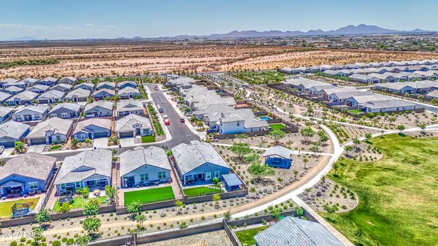 2968 W SHANLEY Avenue, Apache Junction, AZ 85120