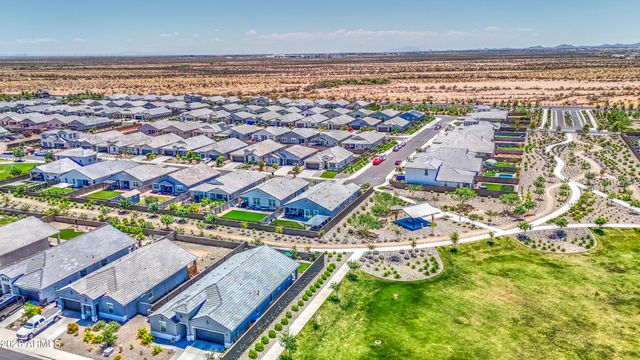 2968 W SHANLEY Avenue, Apache Junction, AZ 85120