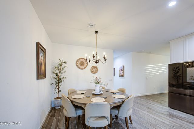 2968 W SHANLEY Avenue, Apache Junction, AZ 85120