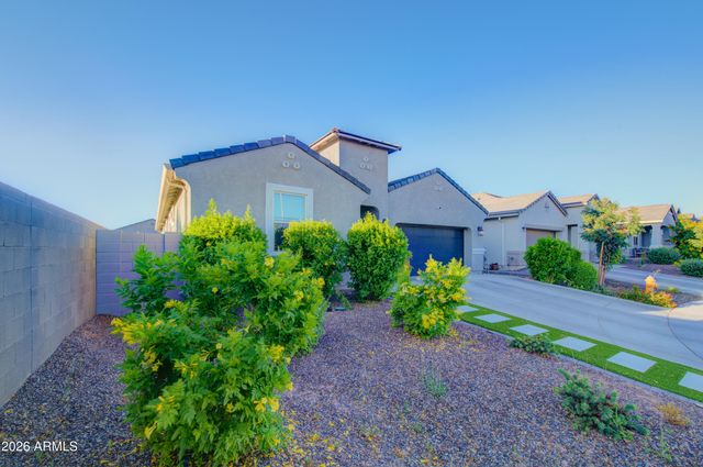 2968 W SHANLEY Avenue, Apache Junction, AZ 85120