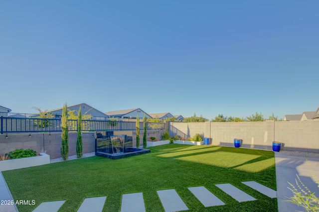 2968 W SHANLEY Avenue, Apache Junction, AZ 85120