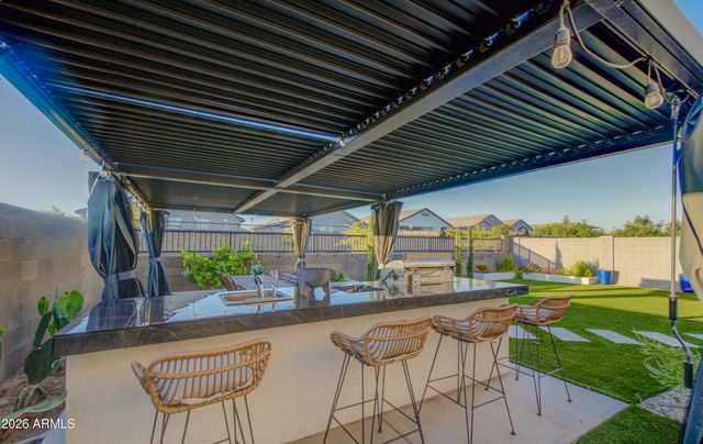 2968 W SHANLEY Avenue, Apache Junction, AZ 85120