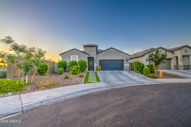 2968 W SHANLEY Avenue, Apache Junction, AZ 85120