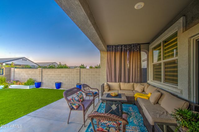 2968 W SHANLEY Avenue, Apache Junction, AZ 85120
