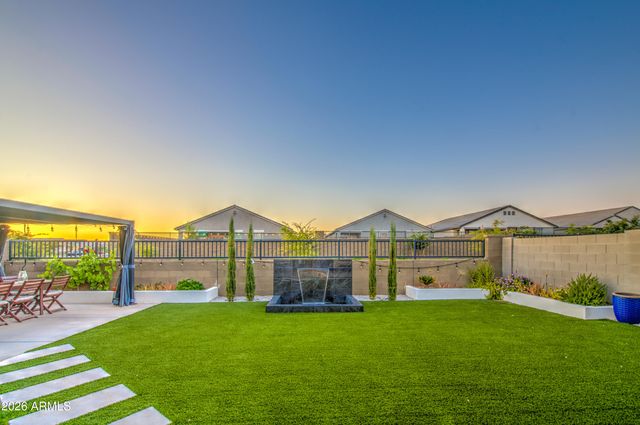2968 W SHANLEY Avenue, Apache Junction, AZ 85120