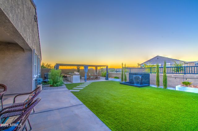 2968 W SHANLEY Avenue, Apache Junction, AZ 85120