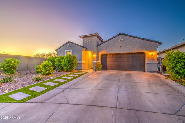2968 W SHANLEY Avenue, Apache Junction, AZ 85120