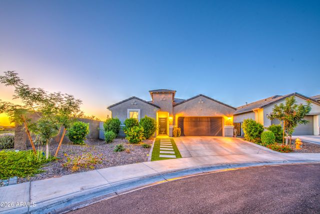2968 W SHANLEY Avenue, Apache Junction, AZ 85120