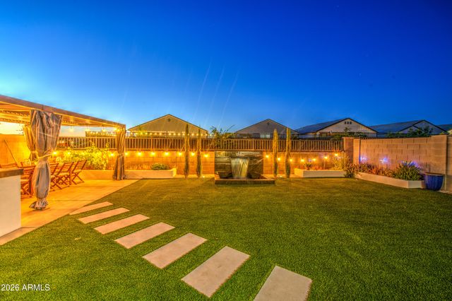 2968 W SHANLEY Avenue, Apache Junction, AZ 85120