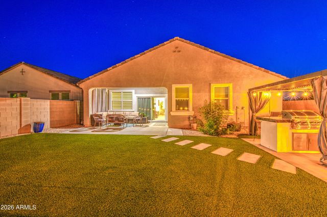 2968 W SHANLEY Avenue, Apache Junction, AZ 85120