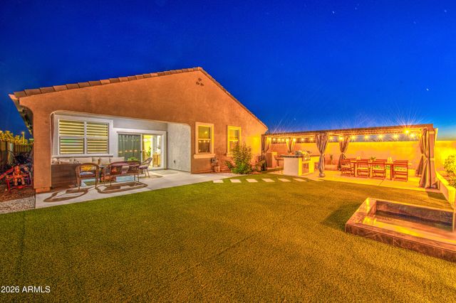 2968 W SHANLEY Avenue, Apache Junction, AZ 85120